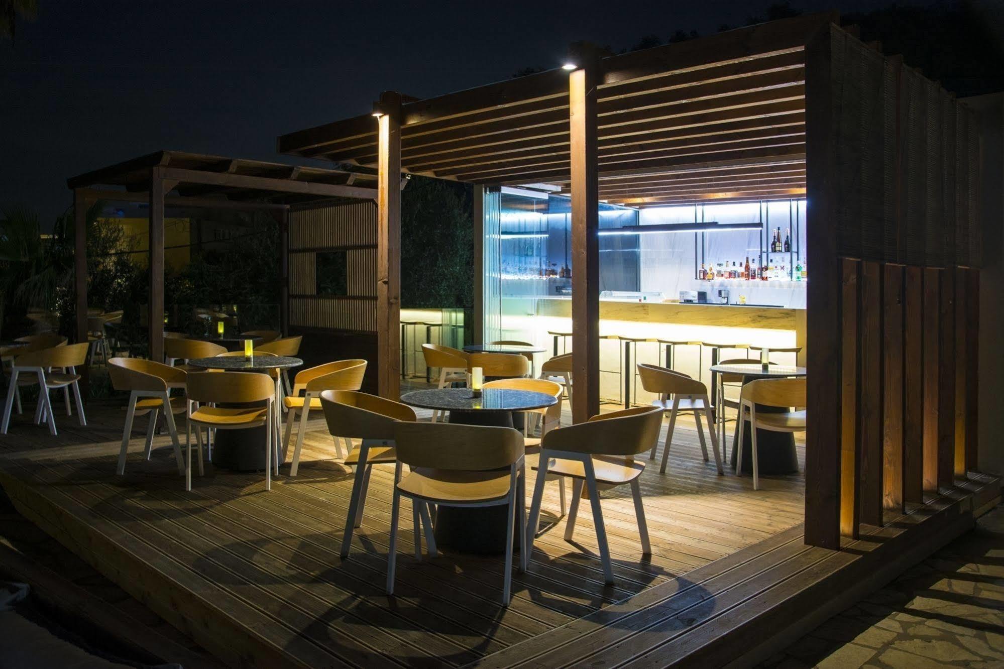 Ionian Eye Design Studios & Spa Месонги Экстерьер фото